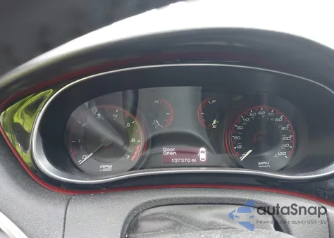 2015 Dodge Dart Sxt z USA, uszkodzony, nr VIN 1C3CDFBB9FD300421